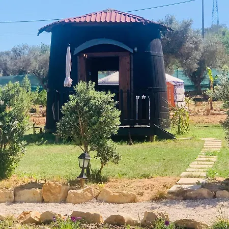 Quinta Oriana Kemp Mem Moniz